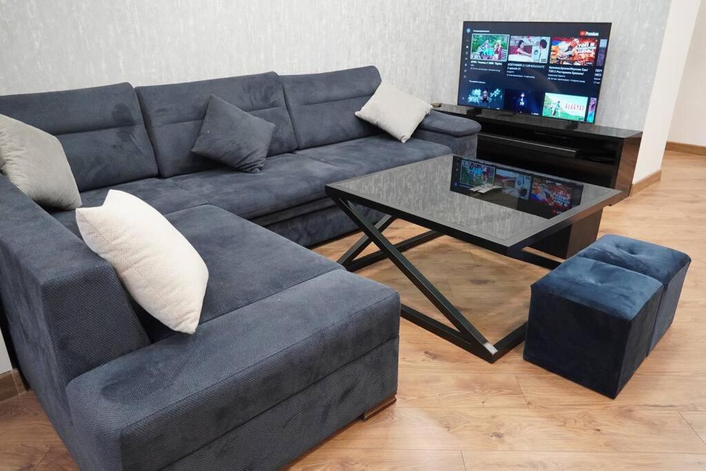 Lovely, Newly Remodeled Apartment In Yerevan! Экстерьер фото